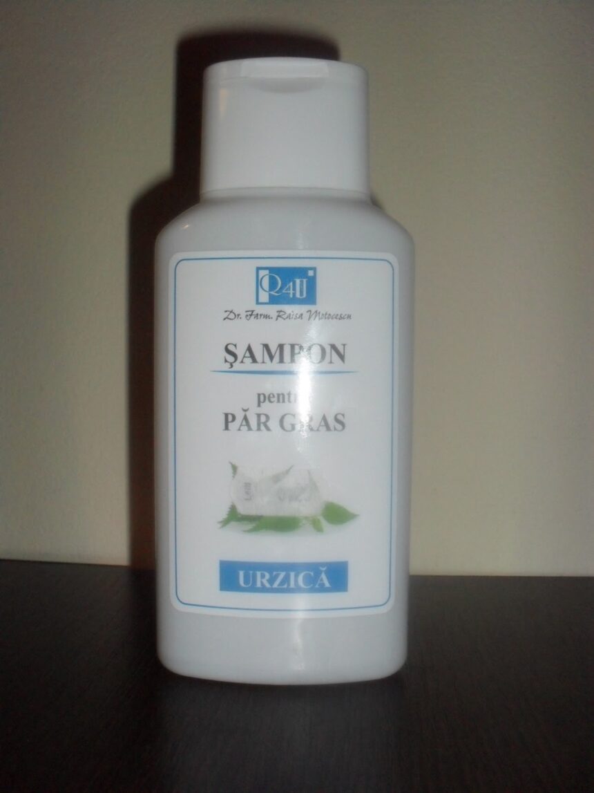Recenzie: Șampon pentru păr gras cu extract de urzică de la TIS